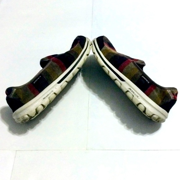 Sketchers GoWalk Shoes - Picture 5 of 6